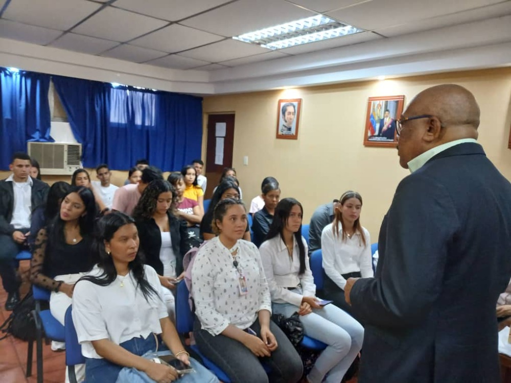 VIPI abrió espacios a estudiantes para promover Clínica Jurídica