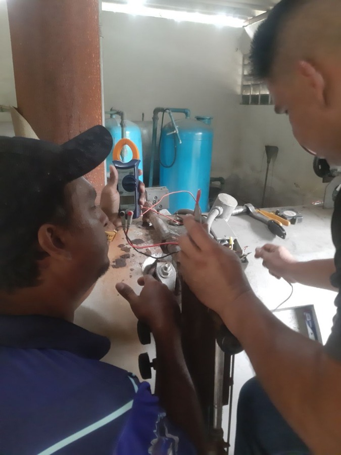Realizan mantenimiento preventivo en equipos del LITA