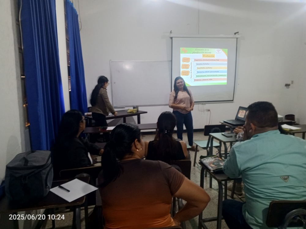 Programa de Innovación Curricular de la Unellez fomenta la excelencia educativa 