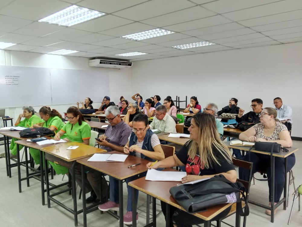 Unellez inicia curso intensivo sobre técnicas de extracción vegetal y compuestos fitoquímicos